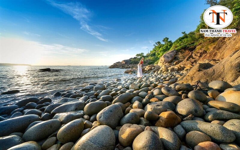 Khu du lịch Ghềnh R&aacute;ng