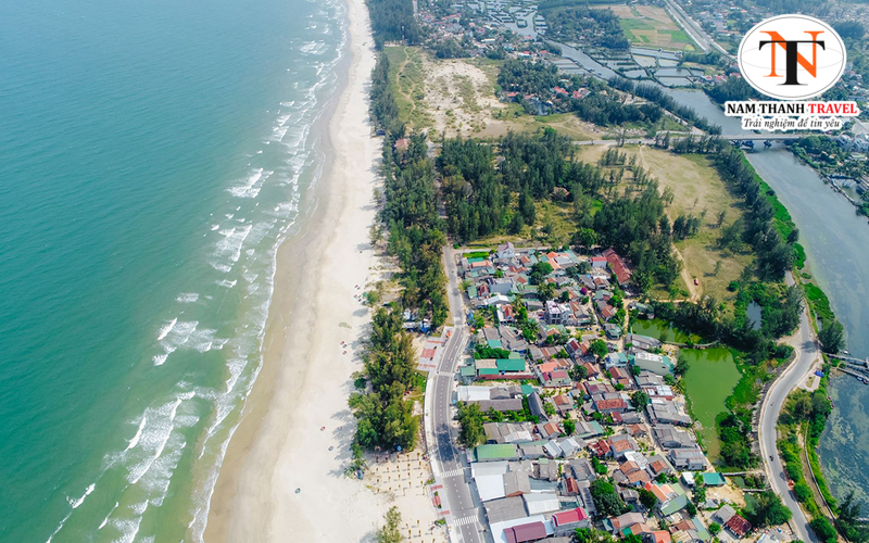 Quảng Ngãi là một vùng ven biển miền Trung Quảng Ngãi là một vùng ven biển miền Trung