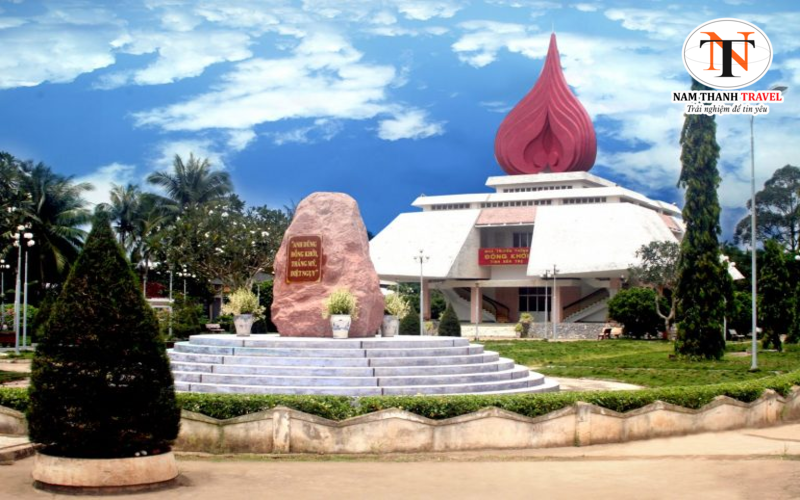 Làng du kích Đồng Khởi Làng du kích Đồng Khởi