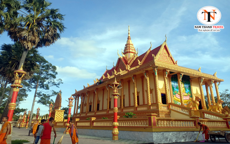 Ch&ugrave;a Xi&ecirc;m C&aacute;n