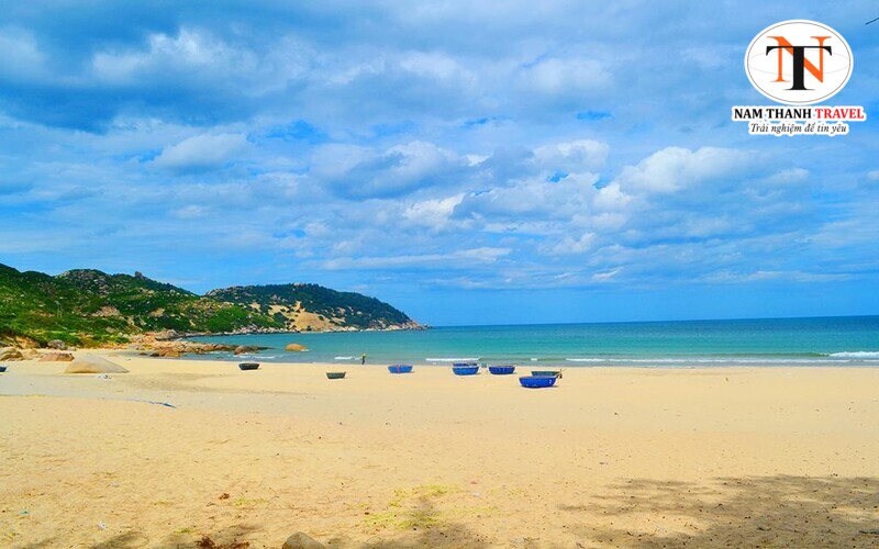 Biển Nhơn L&yacute; &ndash; C&aacute;t Tiến