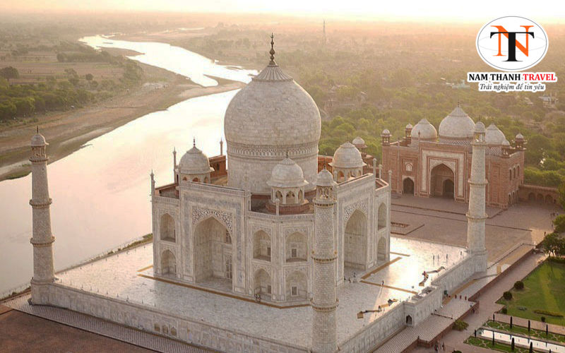 Lăng Taj Mahal