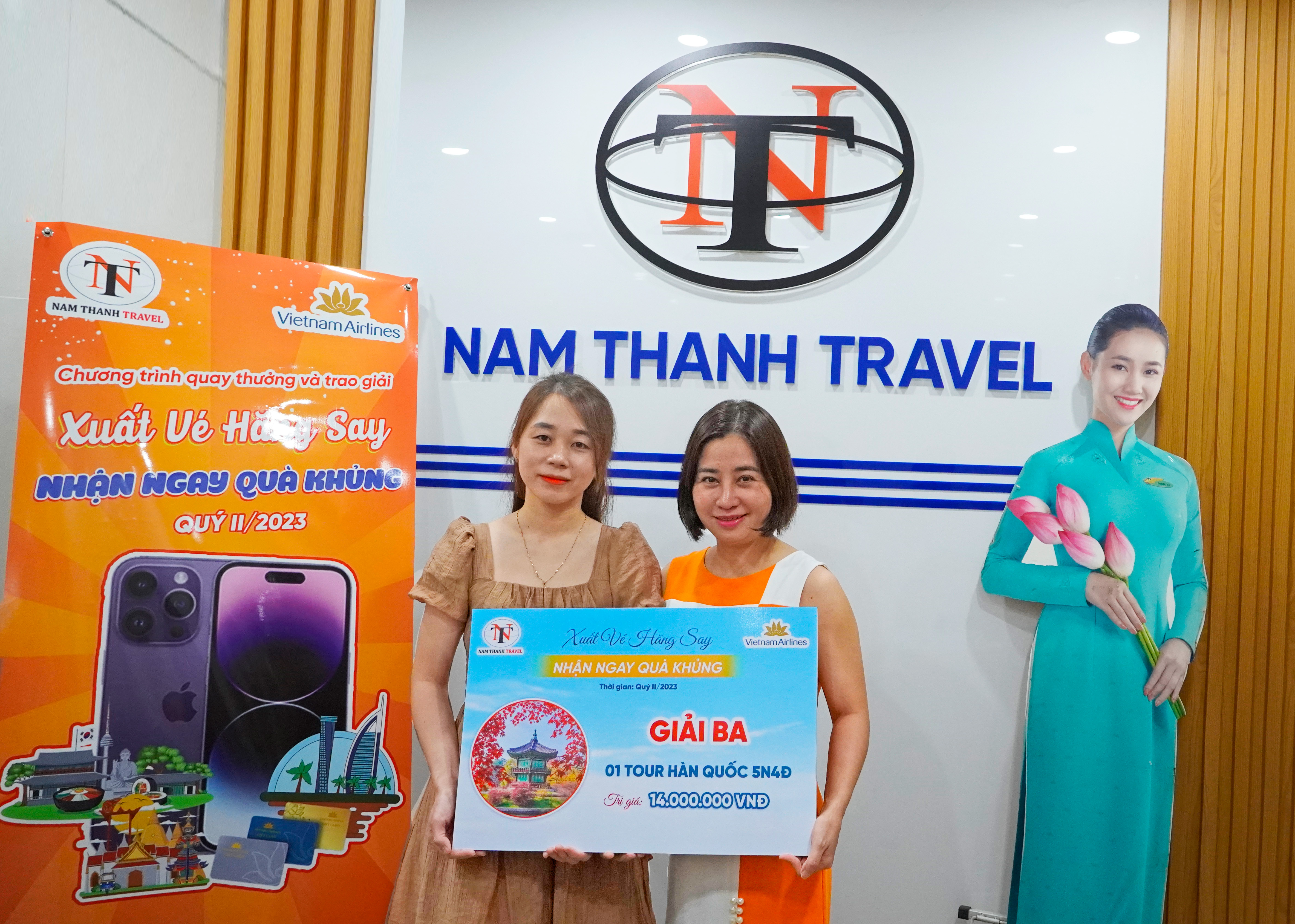 01 Giải ba&nbsp;thuộc về Booker Lưu Thị Kim Huệ