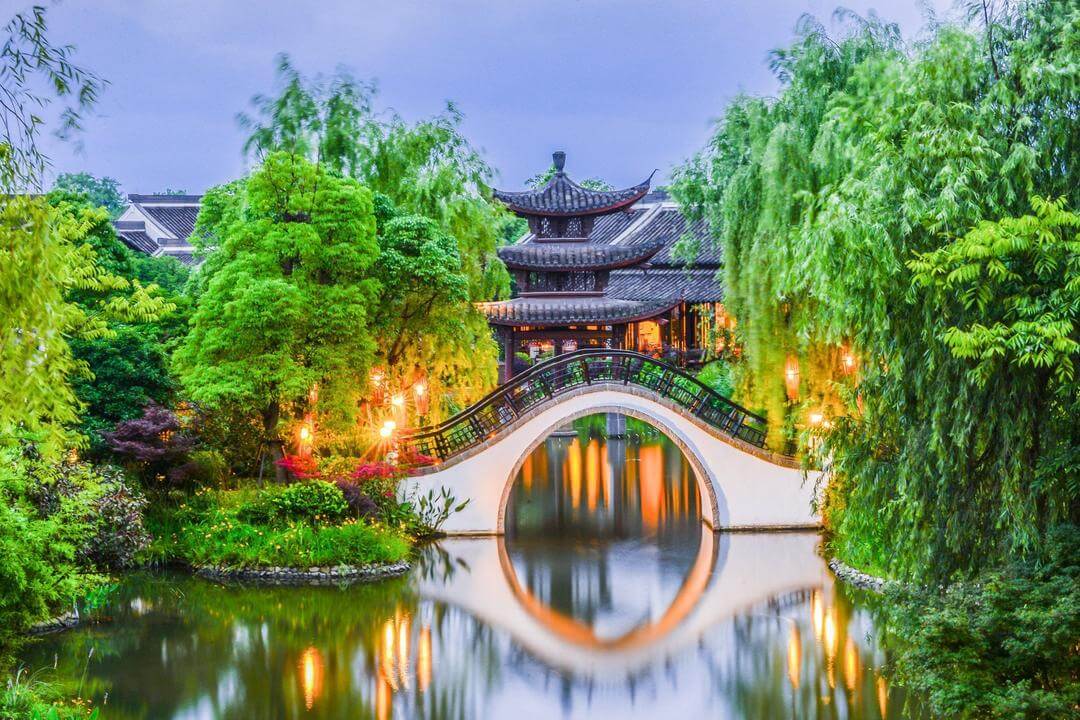 Hàng Châu nổi tiếng với cảnh quan thiên nhiên