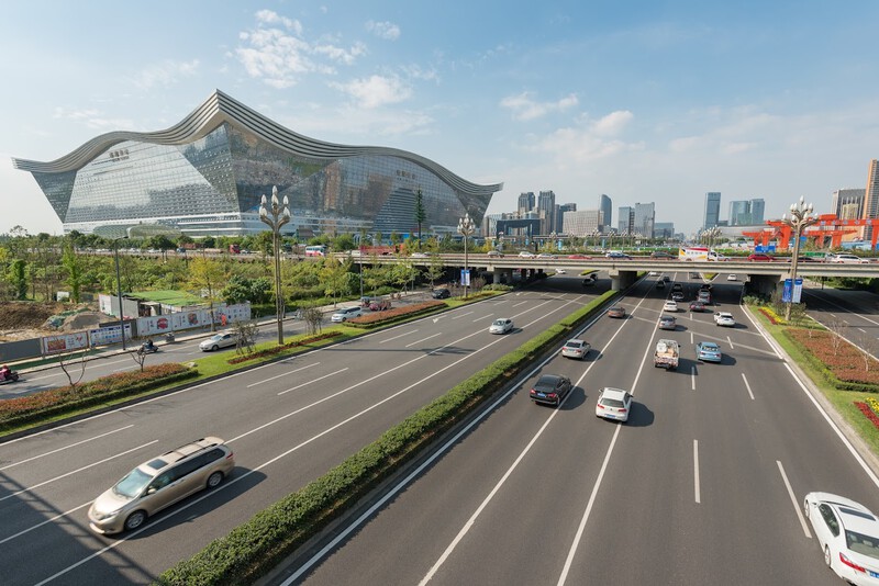 Di chuyển bằng đường h&agrave;ng kh&ocirc;ng đến Th&agrave;nh Đ&ocirc;